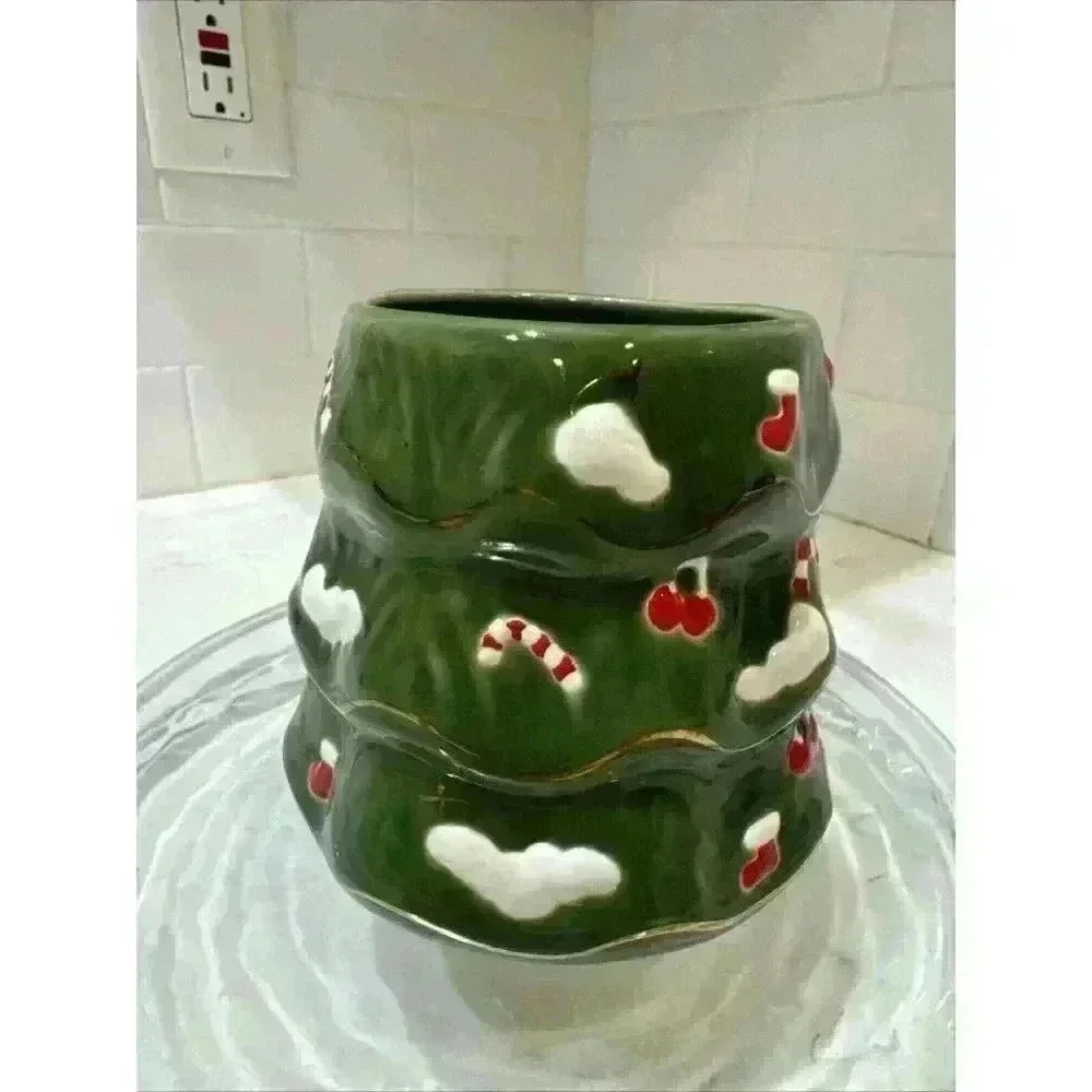 WILLIAMS-SONOMA - Rare Decorated CHRISTMAS TREE Shaped Mug - Heavy Quality